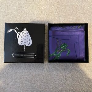 Loot Crate "Fantastic Beasts and Where To Find Them" Bowtruckle Handkerchief